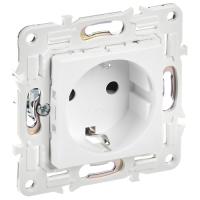 Сканди арктический белый розетка скрытая 1-мест заземление шторки IP44