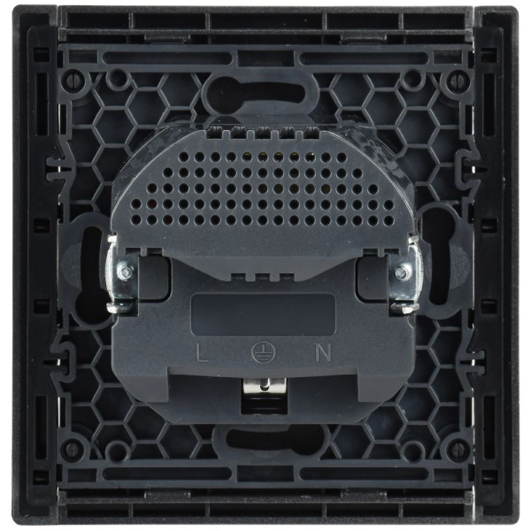 Фортепиано сталь розетка скрытая 1-мест заземление шторки USB IP20 3,1А